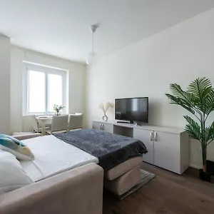 https://santa-sofia-house.it-lombardy.com